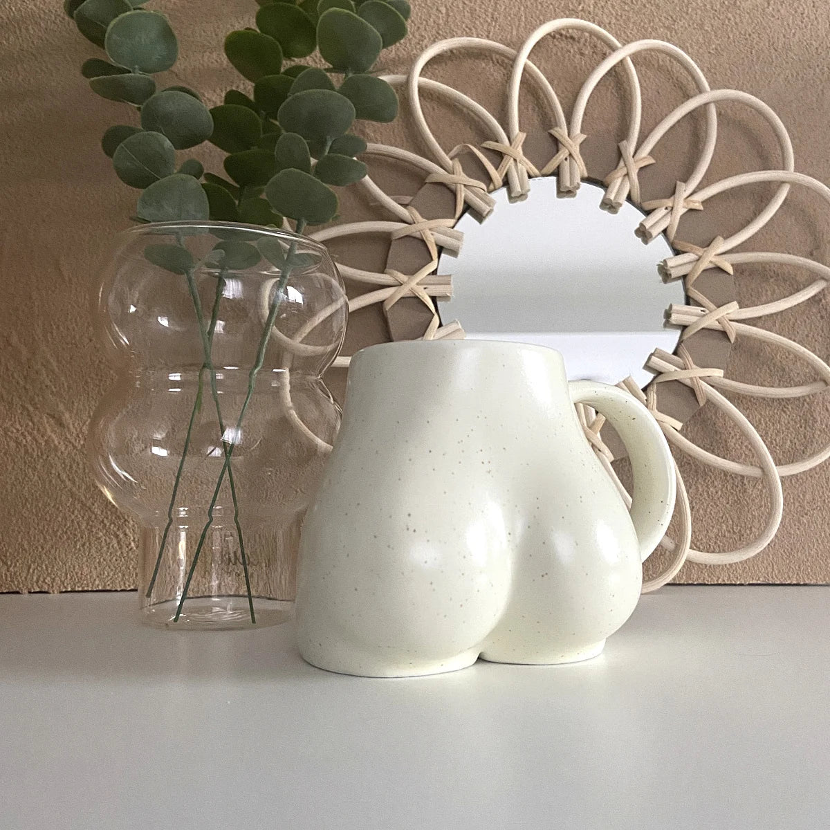 250ml Lips Ceramic Cup Creativity Body Butt Coffee Mugs Heat Resistant Cartoon Human Face Mugs Tea Cups Ceramic Handle Mug