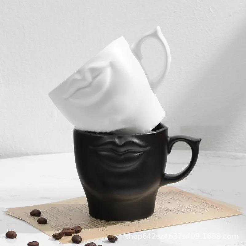 250ml Lips Ceramic Cup Creativity Body Butt Coffee Mugs Heat Resistant Cartoon Human Face Mugs Tea Cups Ceramic Handle Mug