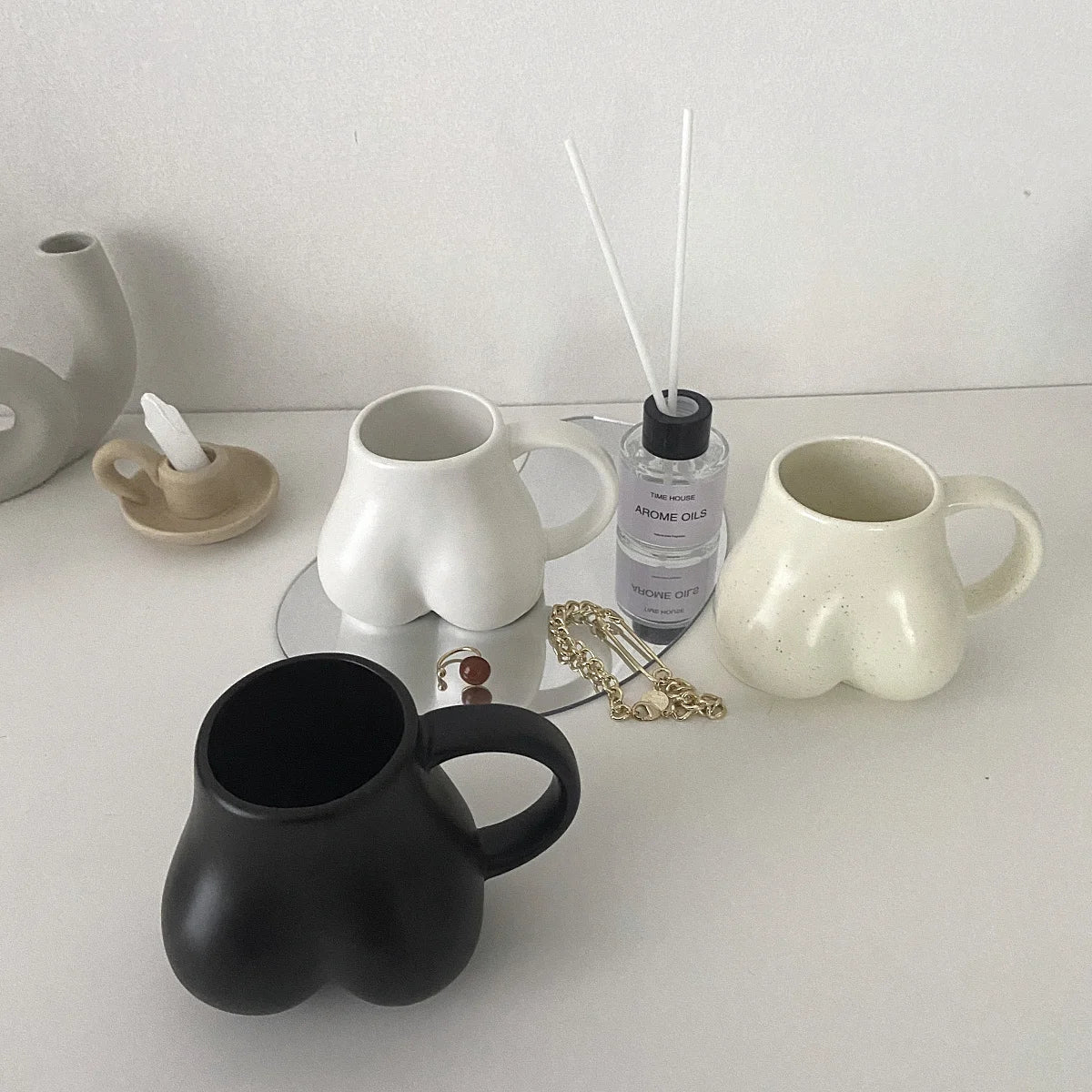 250ml Lips Ceramic Cup Creativity Body Butt Coffee Mugs Heat Resistant Cartoon Human Face Mugs Tea Cups Ceramic Handle Mug