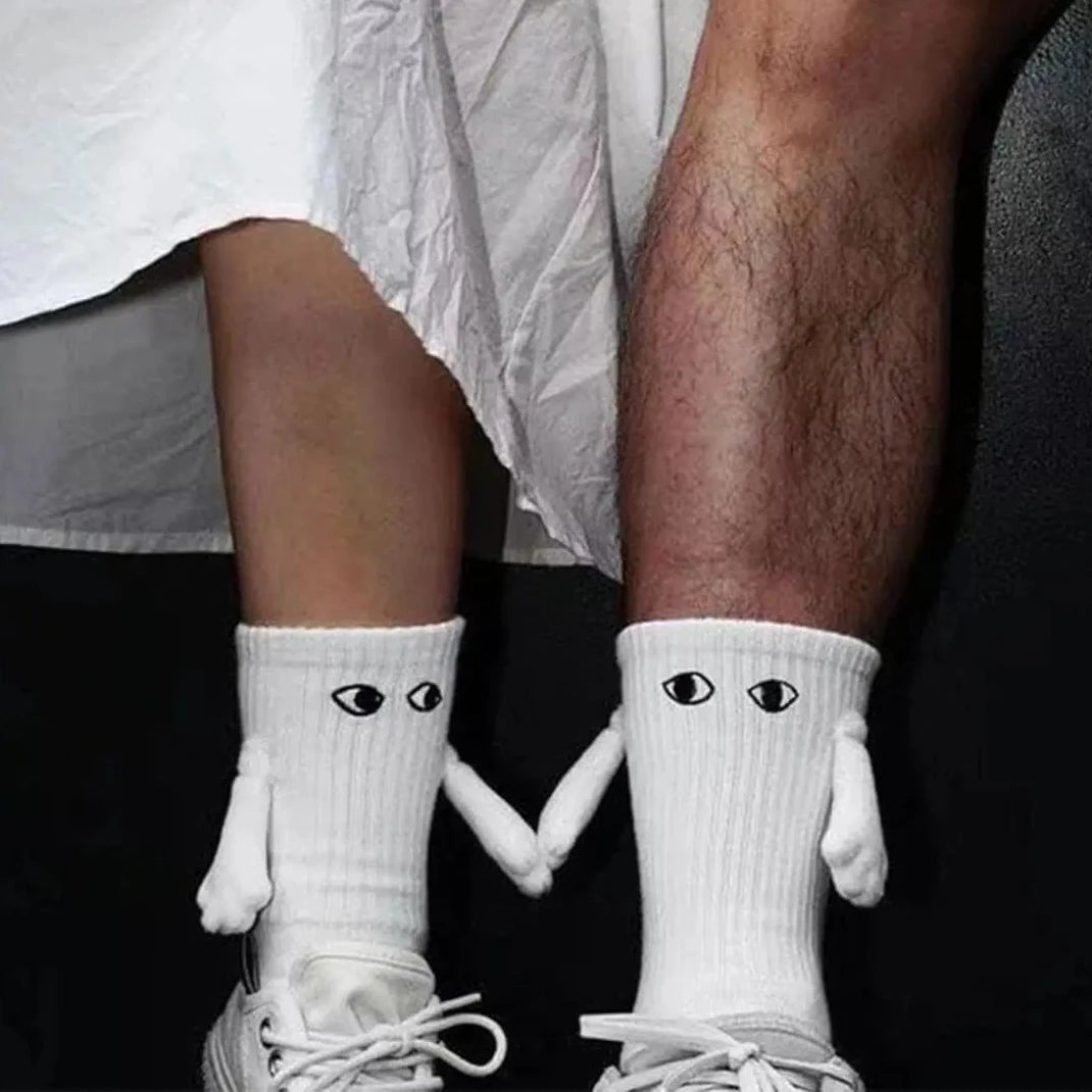 Hand-Holding Socks – A Fun Friendship Magnet and the Ultimate Useless Gift 😊🧦✨